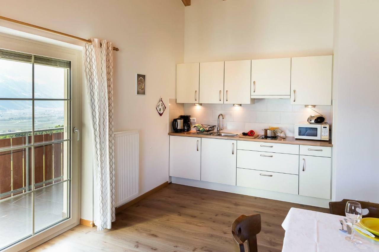 Апартаменты Mareinhof - Urlaub Auf Dem Apfelbauernhof Парчинес Экстерьер фото